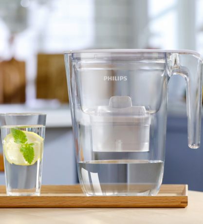 Dzbanek z wkładem filtrującym Philips w kuchni - aranżacja