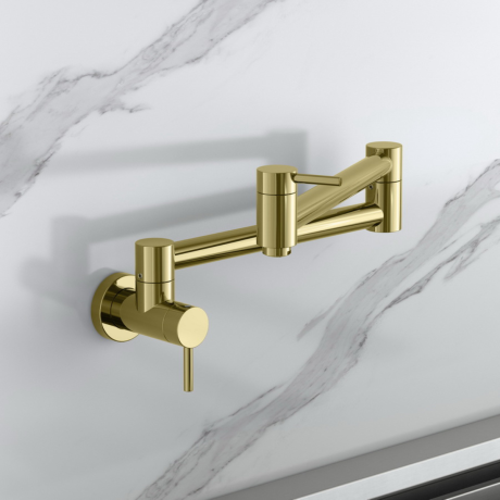 Kranik z wylewką pojedynczą Blue Water IMAX Pot Filler w eleganckiej kuchni