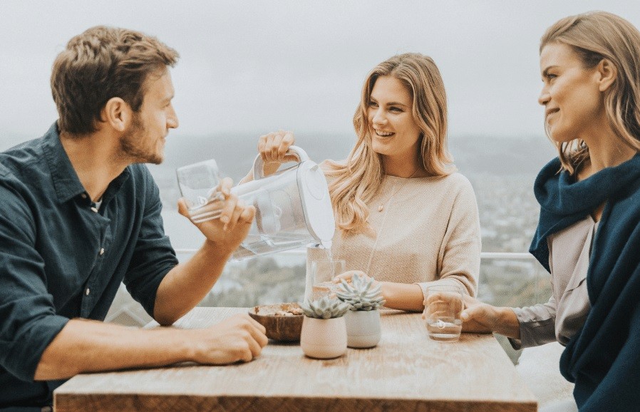 Dzbanek filtrujący BWT Aqualizer - aranżacja