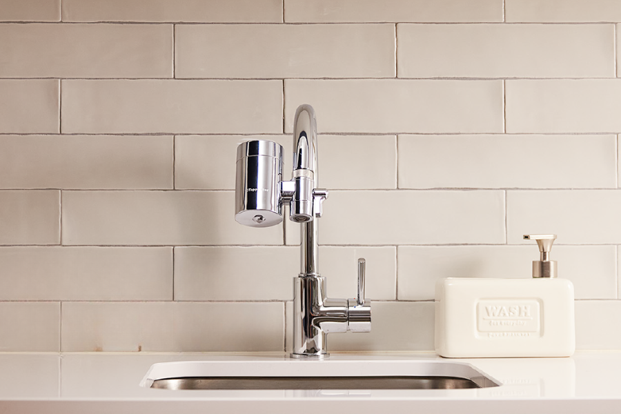 Filtr nakranowy Tappwater w kuchni