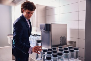 dystrybutor wody do hotelu brita fill pro