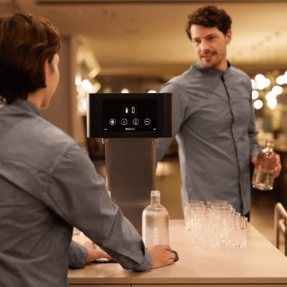 Kran filtrujący BRITA Fill T-Tap. Woda gazowana, schłodzona lub niegazowana do hotelu, biura, restauracji, kawiarni, domu weselnego.