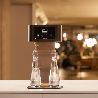 Kran filtrujący BRITA Fill T-Tap. Woda gazowana, schłodzona lub niegazowana do hotelu, biura, restauracji, kawiarni, domu weselnego.