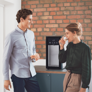 Dyspenser do wody nablatowy BRITA Top Pro 85 Thermal Gate. Woda schłodzona, gazowana lub niegazowana. Dystrybutor wody do biura, hotelu.