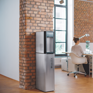 BRITA TOP PRO 85 dystrybutor wody wolnostojący. Schłodzona, gazowana, pokojowa woda. System filtracji BRITA.