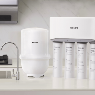 PHILIPS AUT3268 system filtracji wody pod zlew. Czysta woda w Twoim domu. Odwrócona osmoza z mineralizacją od PHILIPS.