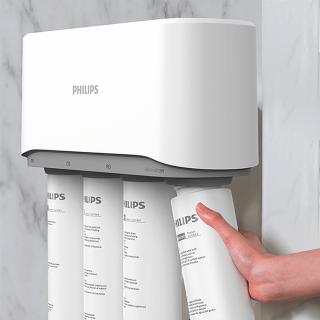 PHILIPS AUT3268 system filtracji wody pod zlew. Czysta woda w Twoim domu. Odwrócona osmoza z mineralizacją od PHILIPS.