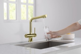 kran czterodrożny z podłaczeniem do wody z sieci i wody filtrowanej