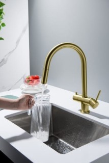 Blue Water Cyrus - bateria trójdrożna z wyciąganym kranem