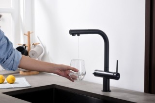 Blue Water Delta w kolorze czarny mat