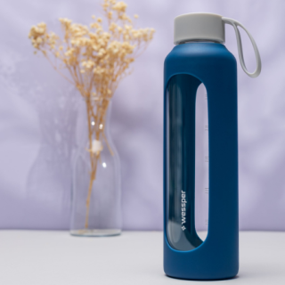 WESSPER - szklana butelka w silikonowym etui