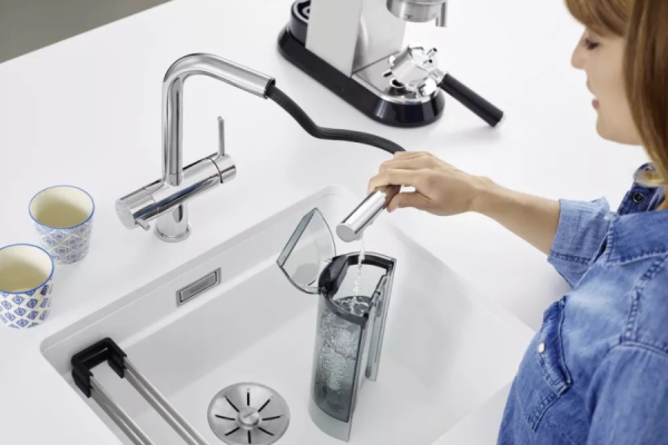 bateria z wyciąganą wylewką blanco