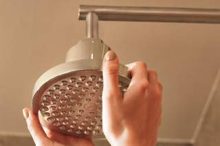 czy filtr prysznicowy jest skuteczny?