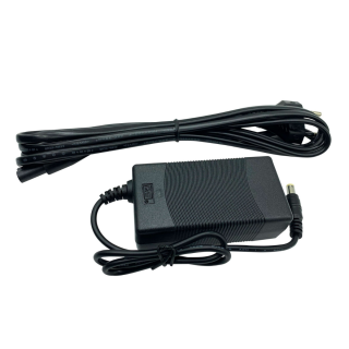 Oryginalny, kompletny zasilacz Bluewater. Pasuje do modelu Cleone.